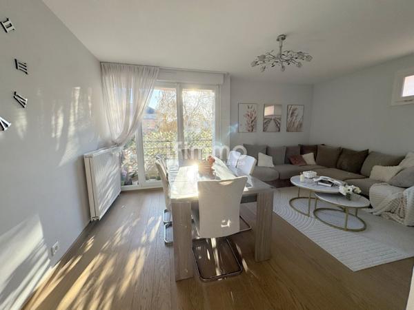 Créteil - M° ligne 8 - 4 Pièces 75M2