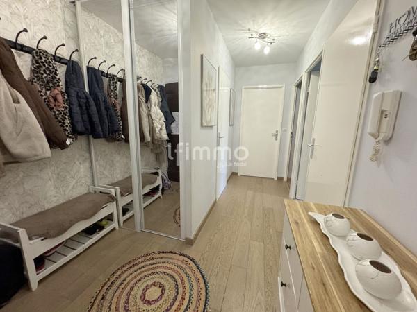 Créteil - M° ligne 8 - 4 Pièces 75M2