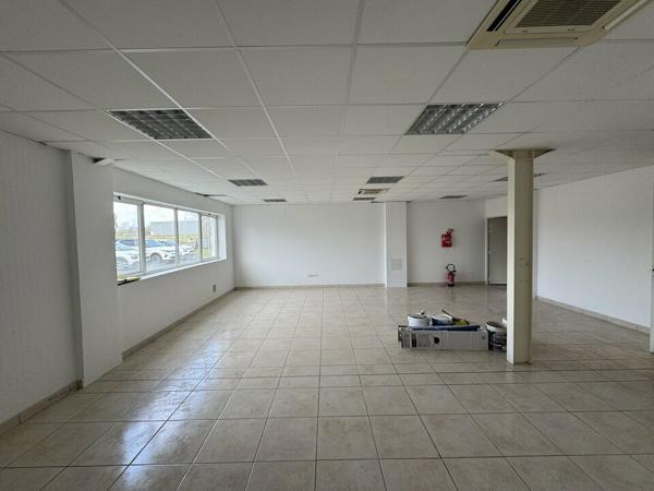 METROPOLE NORD BUREAUX A LOUER 350 M² PARKINGS