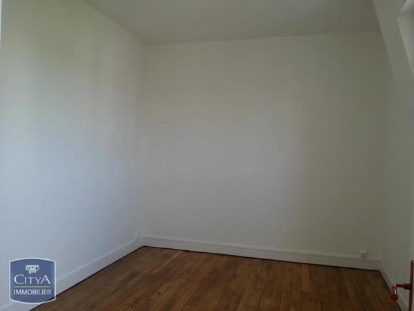 Appartement à louer 4 pièces 119.8m² Châteauroux (36000)