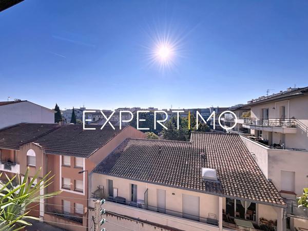 Toulouse (31200) Les Minimes à Toulouse, appartement duplex de 60m2 env. avec terrasse et balcon et une place de stationnement