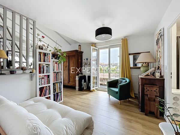 Toulouse (31200) Les Minimes à Toulouse, appartement duplex de 60m2 env. avec terrasse et balcon et une place de stationnement