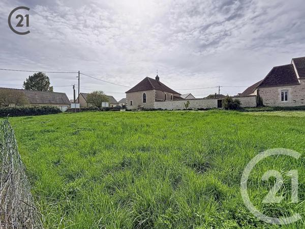 Terrain à vendre  848 m 2   AUXERRE  - 89