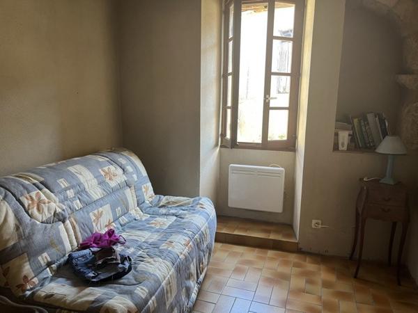Maison à vendre |  La Chapelle-Montmoreau |  4 pièces | 80 m²