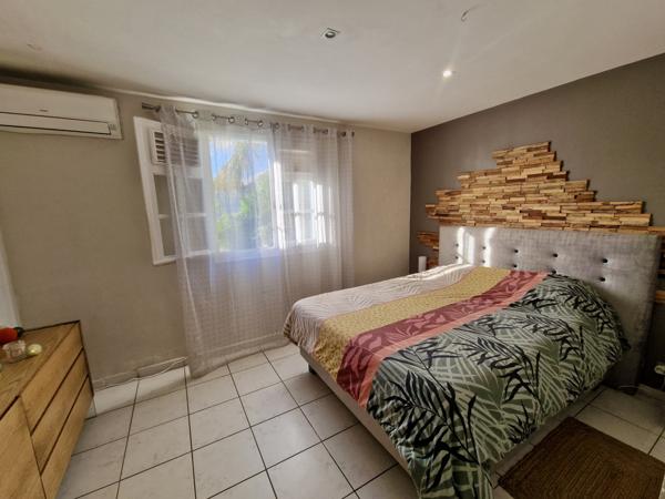 Baie-Mahault (97122) NOUVEAU PRIX: Maison de plain-pied avec piscine à Moudong