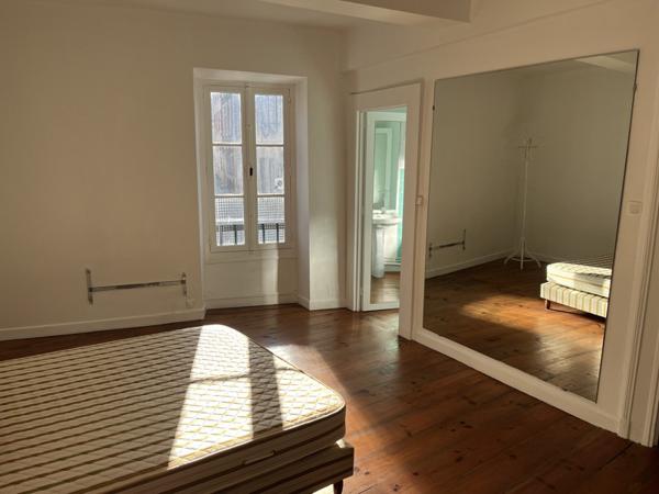Immeuble à vendre 395 000 € Saint-Sever 234 m² DPE D
