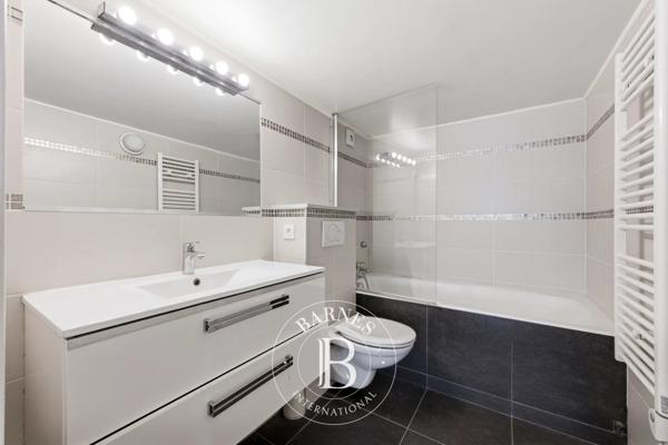 Bourg-la-Reine, Appartement 3 Chambres -  106 m² à vendre