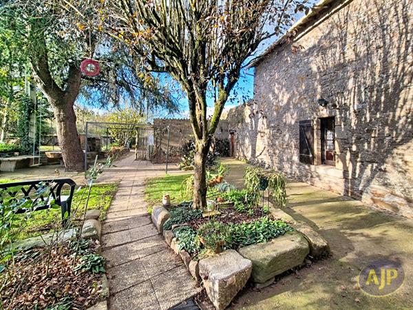 Vente maison Montaigu : 325 000 € - AJP Immobilier Montaigu