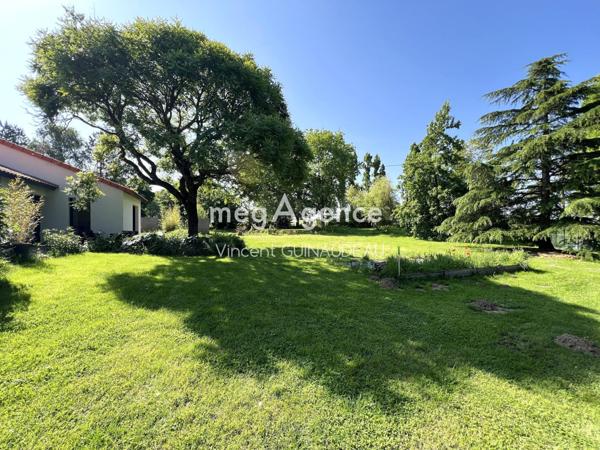 Maison à CHOLET, 49300 - 8 pièces 180m²