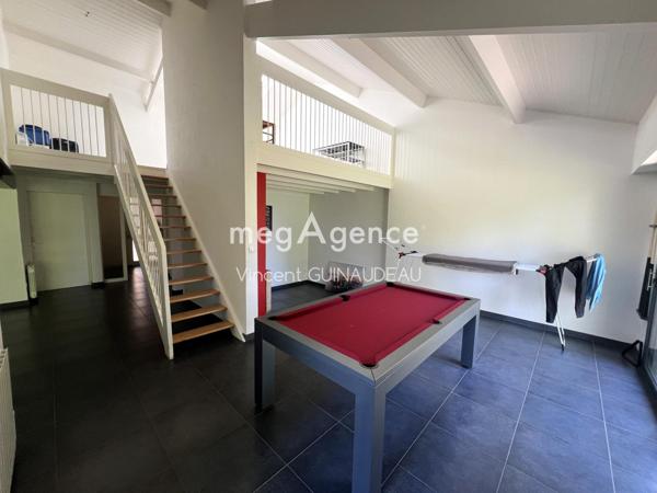 Maison à CHOLET, 49300 - 8 pièces 180m²