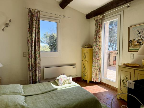 Belle villa dans le calme, piscine, vue