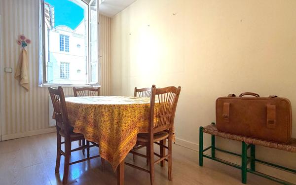 Appartement à vendre    4 pièces •  Saintes