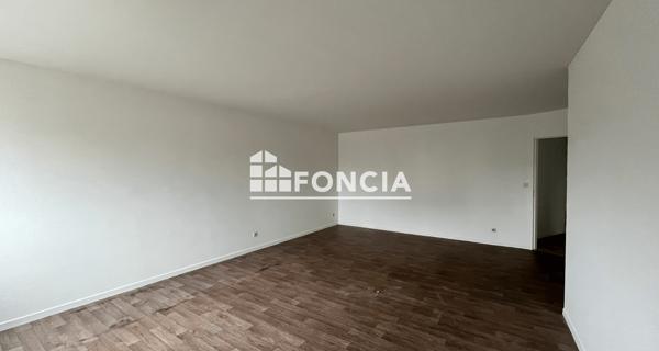 Location Appartement 4 pièces 99.71 m² - Rouen 76100