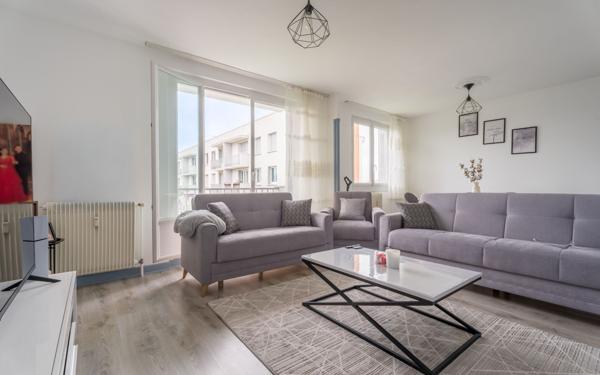 Appartement à vendre    3 pièces • 69,61 m2 Villefranche-sur-Saône