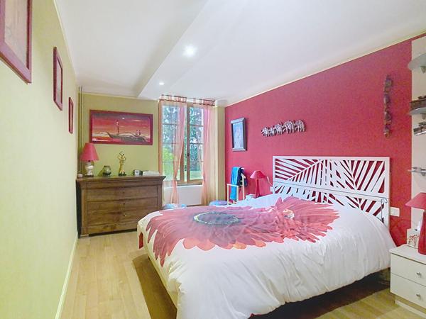 A VENDRE Maison ancienne de 195 m² à Andard 49800 LOIRE AUTHION avec grange de 250 m² et 3601 m² de terrain !