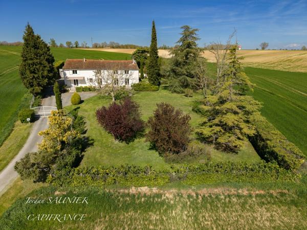 Dpt Tarn (81), à vendre Puylaurens maison P7 de 320 m² - Terrain de 3000 m²