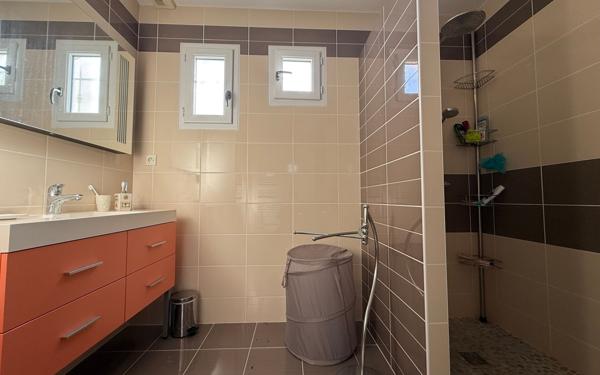Maison à vendre    6 pièces •  Cozes