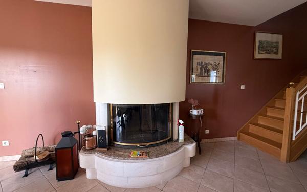 Maison à vendre    6 pièces •  Cozes