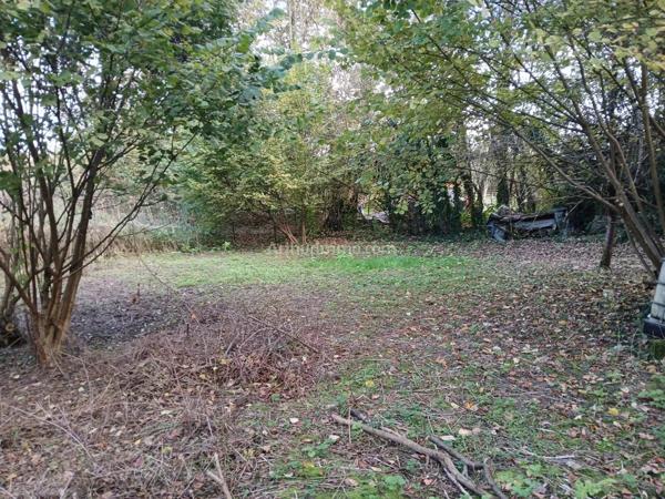 Vente Terrain 590 m2 à Gisors