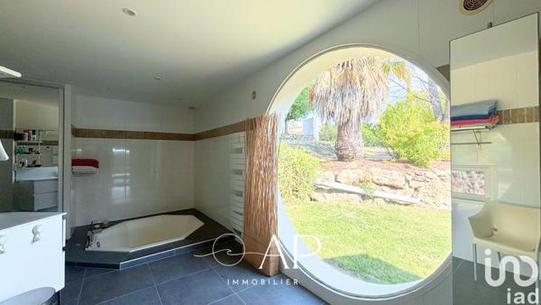 Maison à vendre 5 pièces 223 m² Cotignac