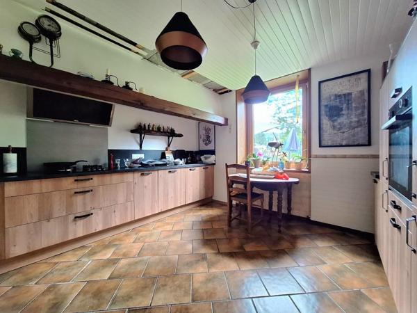 À vendre Maison 5 pièces - La Chapelle-aux-bois 88240