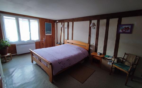 Maison à vendre    5 pièces •  Nogent-l'Artaud