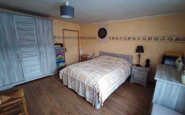 Maison à vendre    5 pièces •  Nogent-l'Artaud