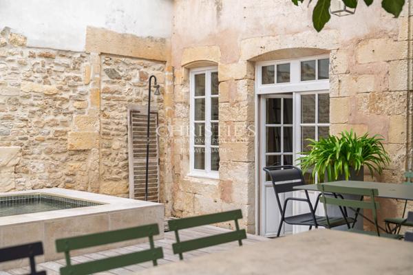 Maison de caractère sur le port de Saint Martin de ré