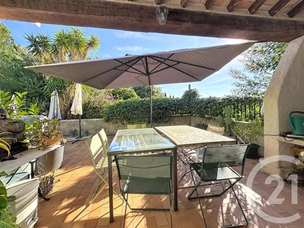 Maison à vendre  4 pièces - 156 m2 LA CROIX VALMER - 83