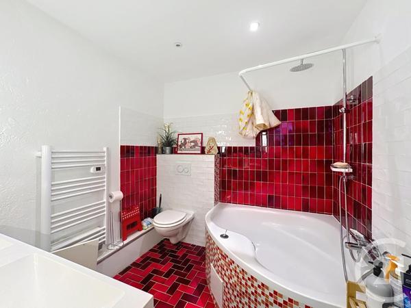 Maison à vendre  4 pièces - 156 m2 LA CROIX VALMER - 83