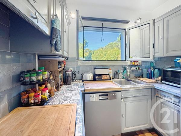 Maison à vendre  4 pièces - 156 m2 LA CROIX VALMER - 83