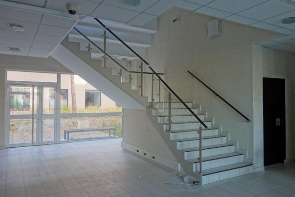 Bureaux à louer à Cergy dans parc sécurisé avec stationnement extérieur