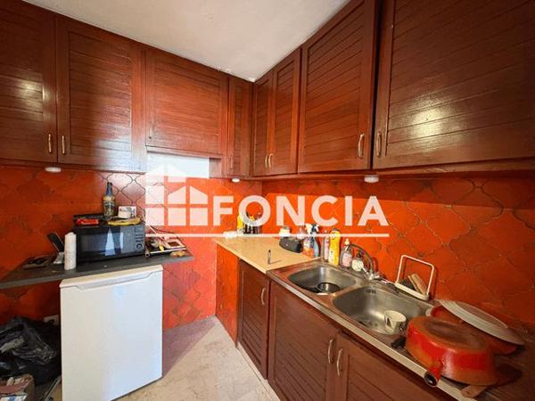 Location Studio 34.7 m² - 13 AVENUE GAMBETTA Hyeres 83400