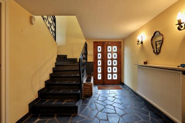 Maison à vendre 6 pièces avec garage NEUVILLE SUR SAONE (69)