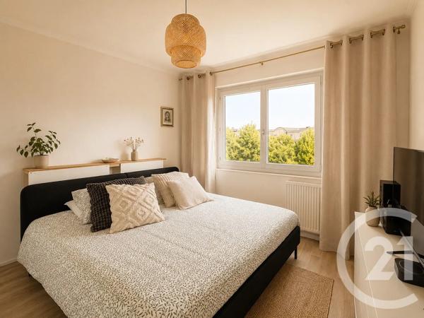 Appartement F5 à vendre  5 pièces - 114 m 2   VERNON  - 27