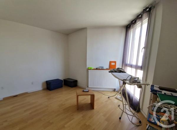 Appartement F5 à vendre  5 pièces - 85,50 m 2   EVREUX  - 27
