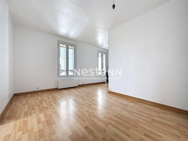 ISSY LES MOULINEAUX - QUARTIER SAINT ETIENNE - Appartement 2 pièces de 38,86 m² au dernier étage avec vue dégagée
