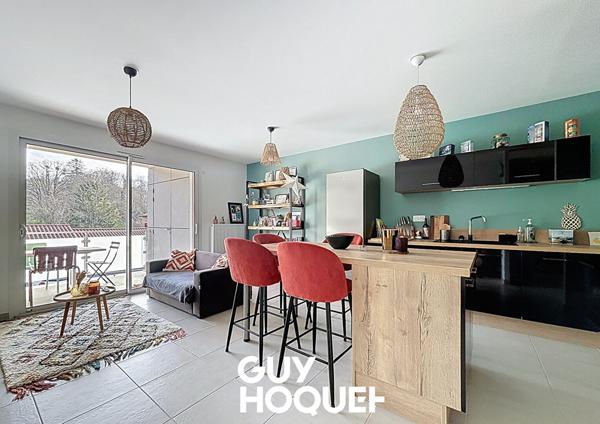 Appartement T2 lumineux avec Balcon, Parking et Garage ? 71960 LA ROCHE VINEUSE