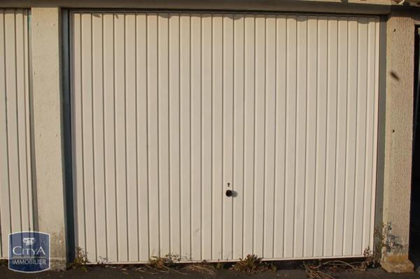 Parking à louer Jeumont (59460)