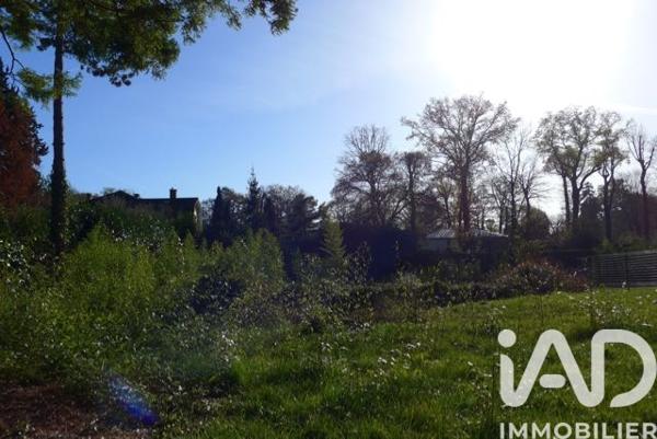 Terrain à vendre 1 300 m² La Celle-Saint-Cloud