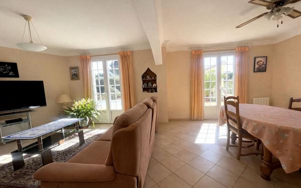 Maison à vendre    6 pièces •  Pennautier