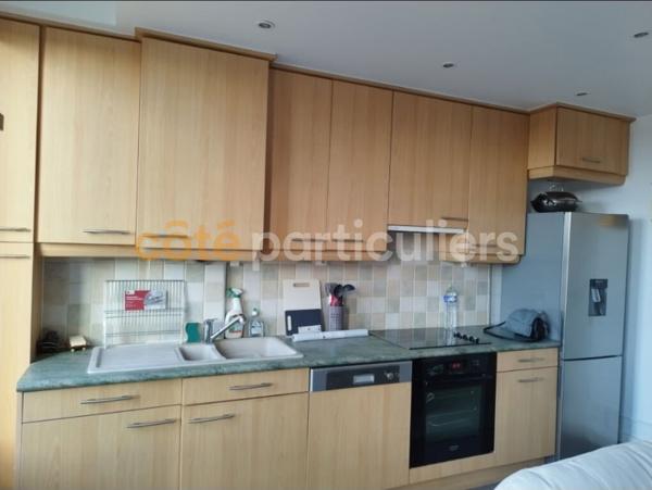 Location
                Appartement43 m² - 3 Pièces -
                    SURESNES (92150)