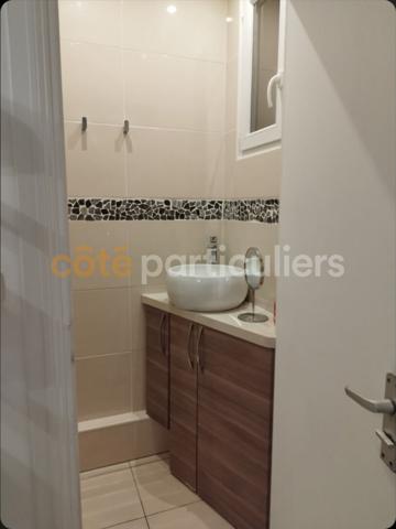 Location
                Appartement43 m² - 3 Pièces -
                    SURESNES (92150)