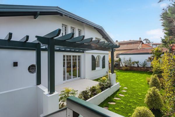 Vente Maison de luxe Biarritz 8 Pièces 247 m²