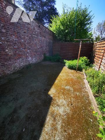 Immeuble de rapport et grande maison à usage d'habitation