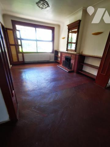 Immeuble de rapport et grande maison à usage d'habitation