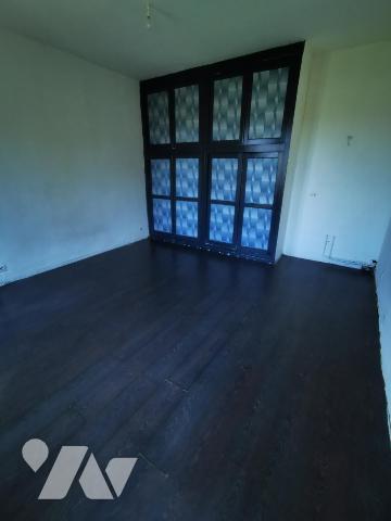 Immeuble de rapport et grande maison à usage d'habitation