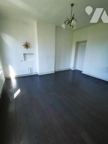 Immeuble de rapport et grande maison à usage d'habitation