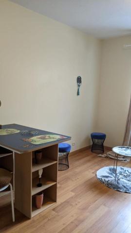 Appartement * 18 M² * 44000 Nantes * 460 * 40 * 500, Nantes 44000