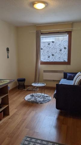 Appartement * 18 M² * 44000 Nantes * 460 * 40 * 500, Nantes 44000